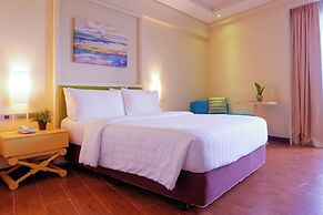 MCollection - Poolside Escape Near Boracay’s Iconic Keyhole