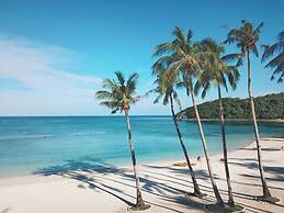 MCollection - Poolside Escape Near Boracay’s Iconic Keyhole