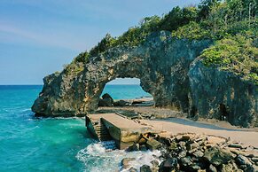 MCollection - Poolside Escape Near Boracay’s Iconic Keyhole