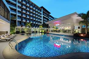 MCollection - Poolside Escape Near Boracay’s Iconic Keyhole
