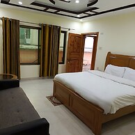 Moon Lodges Naran