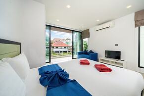 Vibrant Beach Life at Kata Villa UTK4