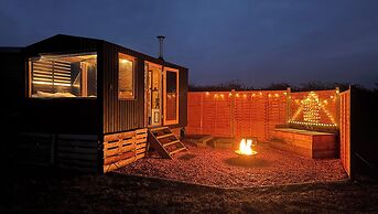 Secluded Cabin Retreat in Ilfracombe