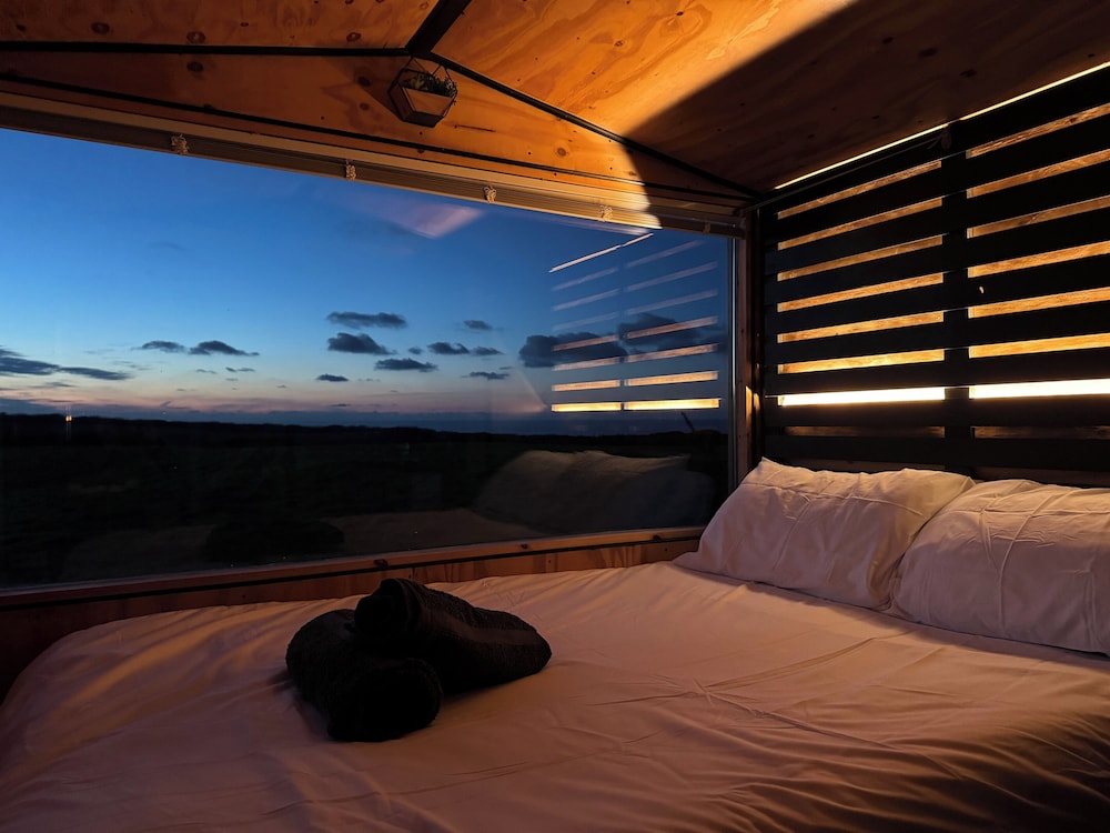 Secluded Cabin Retreat in Ilfracombe