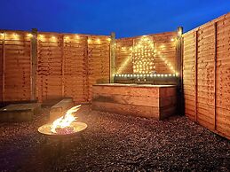 Secluded Cabin Retreat in Ilfracombe