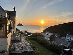 Sea Ledge
