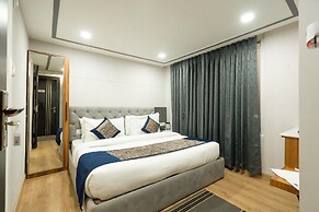 Excel Hotels & Resorts Mall Road Nainital