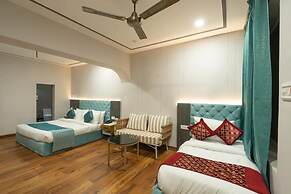 Excel Hotels & Resorts Mall Road Nainital