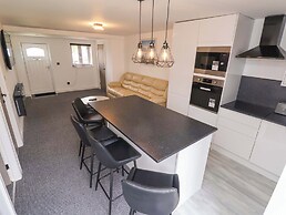 4 Willow Grove - Freehold