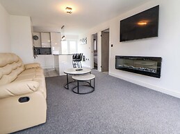 4 Willow Grove - Freehold