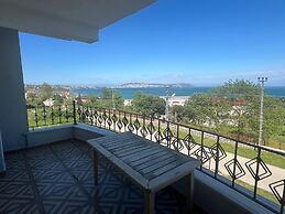 Mavikoy Apart