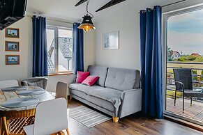 Holiday Studio With Balcony, Gaski