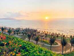 Apec Mandala Cham Bay Condotel Mui Ne