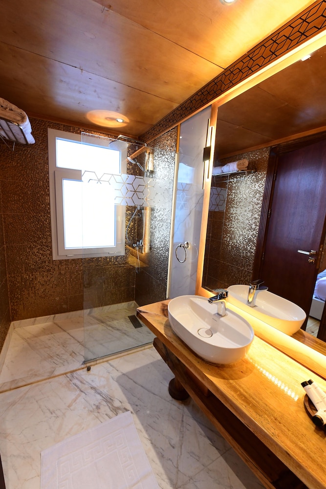Azhar Dahabiya Luxury Suites
