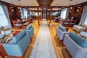 Azhar Dahabiya Luxury Suites