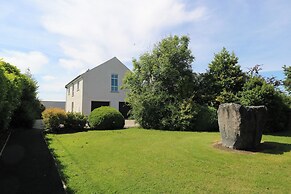 The East Wing Apartment