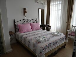 Ada Marin Karahanlı Otel