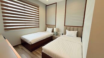 Sunset Marina Hotel