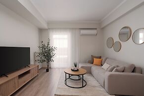Spacious Luxury Apartment | Near Piraeus Port