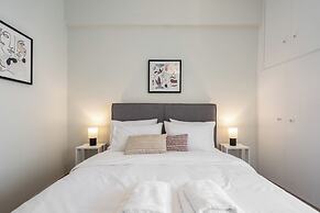 Spacious Luxury Apartment | Near Piraeus Port