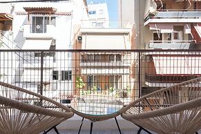 Spacious Luxury Apartment | Near Piraeus Port