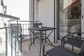 Spacious Luxury Apartment | Near Piraeus Port