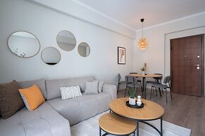 Spacious Luxury Apartment | Near Piraeus Port