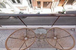 Spacious Luxury Apartment | Near Piraeus Port