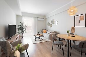 Spacious Luxury Apartment | Near Piraeus Port