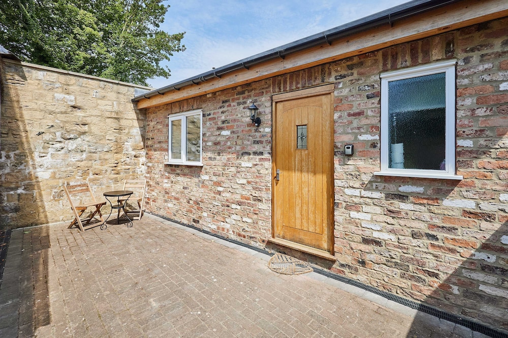 Host Stay The Potting Shed