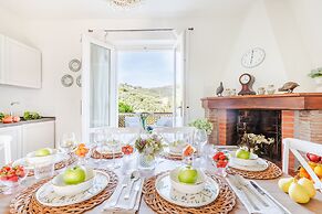 The Sea Air Villa in Massarosa