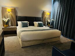 Lian Park Hotel