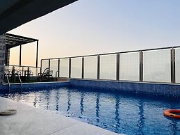 Lian Park Hotel