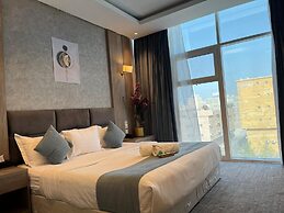 Lian Park Hotel