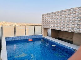 Lian Park Hotel