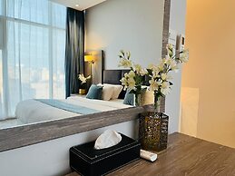 Lian Park Hotel