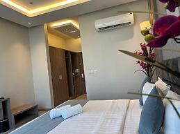 Lian Park Hotel