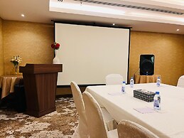 Lian Park Hotel
