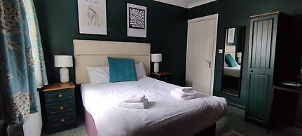 The Arch Guesthouse