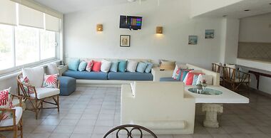Apt. with Jacuzzi Ixt. Zihuatanejo 3 BR