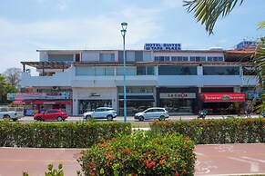 Apt. with Jacuzzi Ixt. Zihuatanejo 3 BR