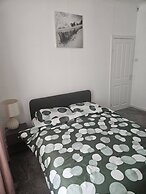 Ad7 Family Guest House
