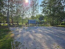 Cottage & 1200m² Garden