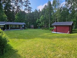 Cottage & 1200m² Garden