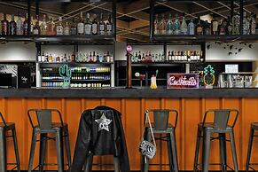 Moxy Alfragide Lisboa