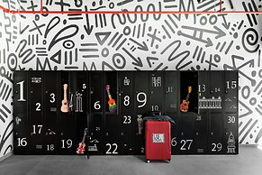 Moxy Alfragide Lisboa