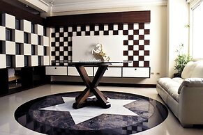 Prince Hotel