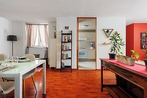 Local Charm & Cozy Design