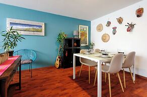 Local Charm & Cozy Design
