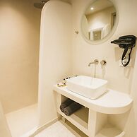 SantoNight Luxury Villas